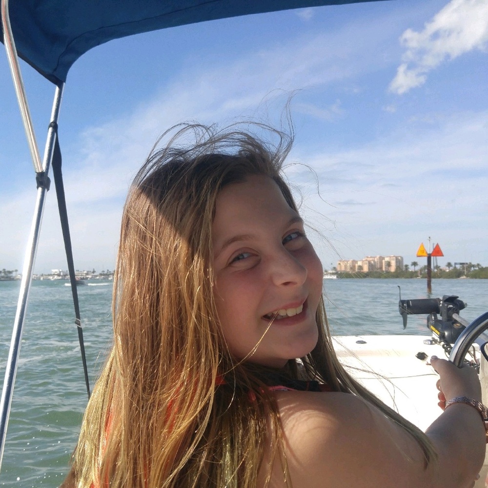 Meet your Posher, Izzy